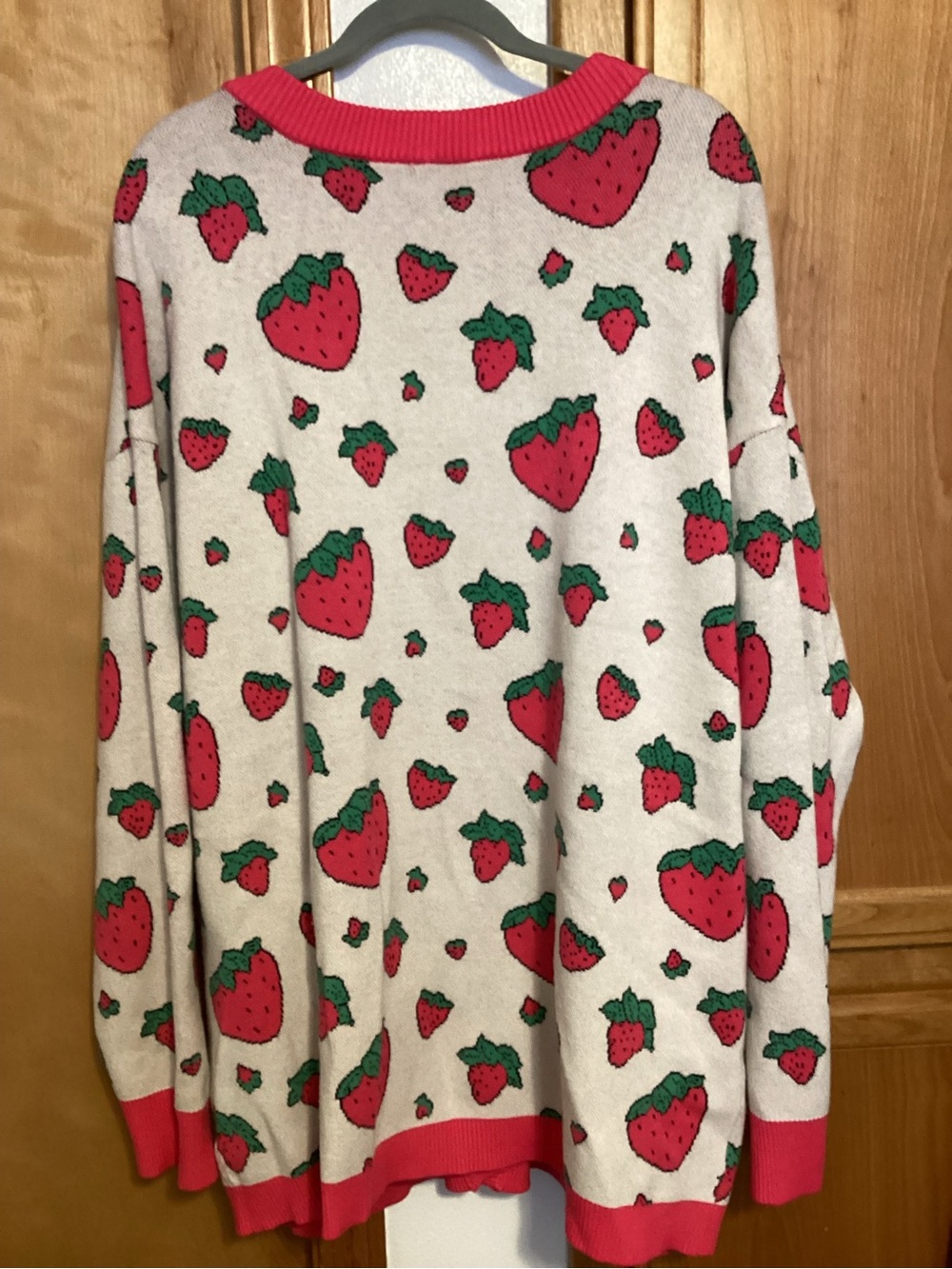 Pixar Cozy Lotso bear Strawberry Cardigan Sweater - Red/White, EUC, 3X - Picture 2 of 10